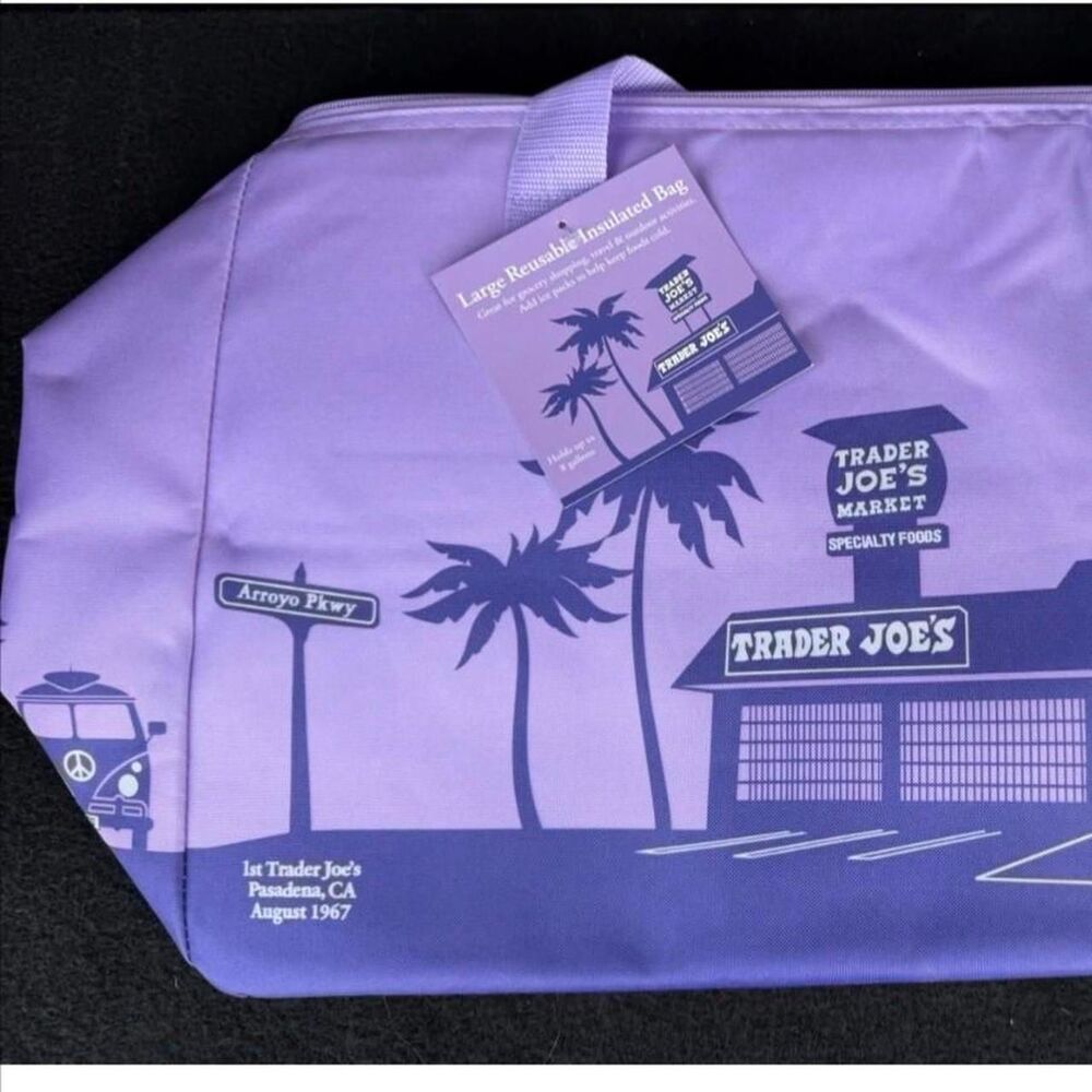 NWT TRADER JOES LAVENDER INSULATED FREEZER BAG XL LIMITED EDITION, FREE GIFT